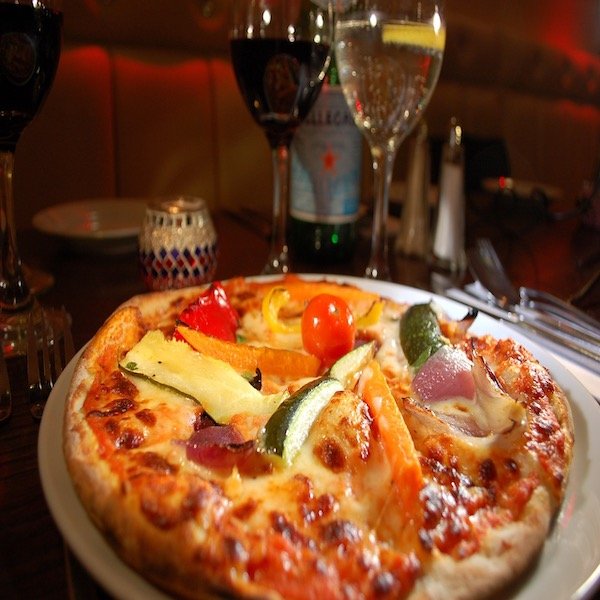 pizza_e_vino